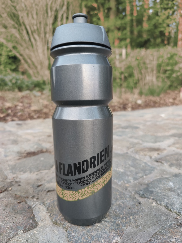 Bidon 750ml Cobbles ' Ride like a Flandrien' (metallic grey)