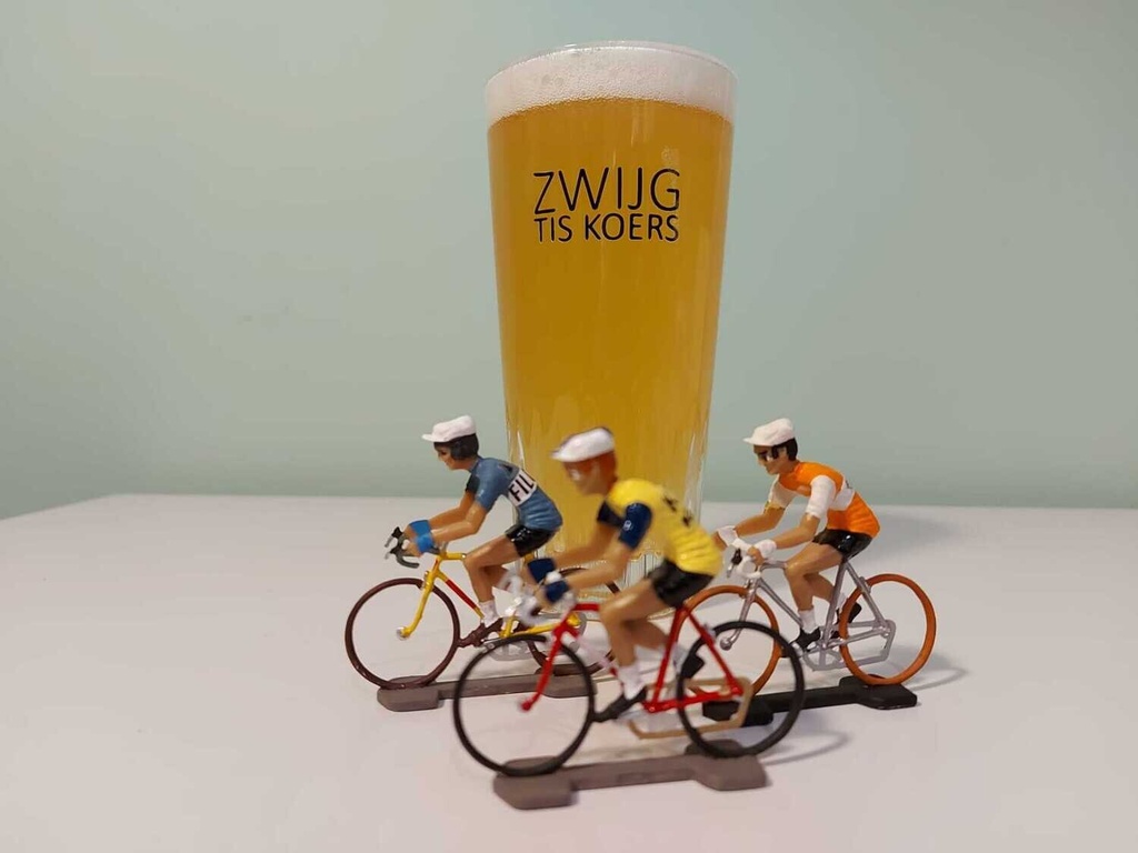 Glas 'Zwijg tis koers'