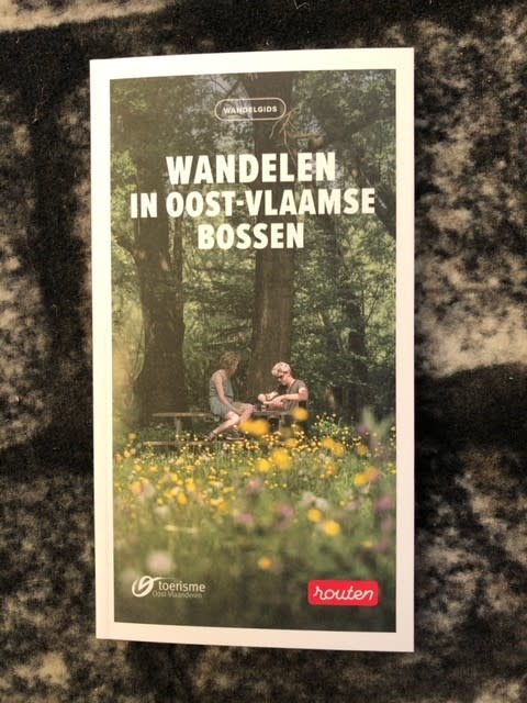 Wandelen in Oost-Vlaamse bossen